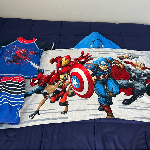 Marvel Other - Marvel Spider-Man Swim suit set with hooded towel- boys 5/6